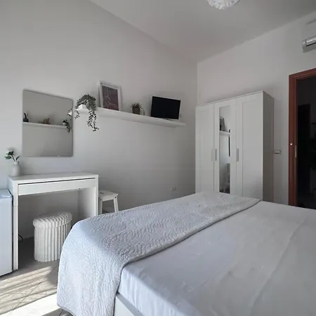 Terracina Central Rooms Terracina