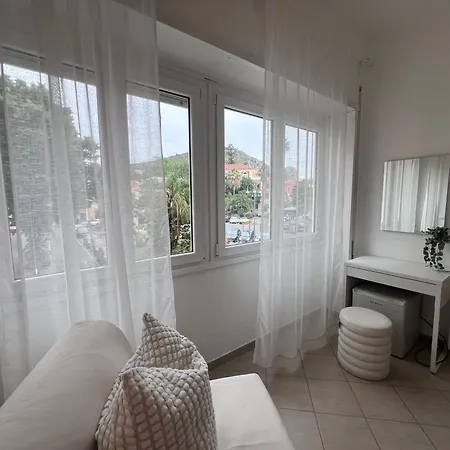 Terracina Central Rooms Terracina